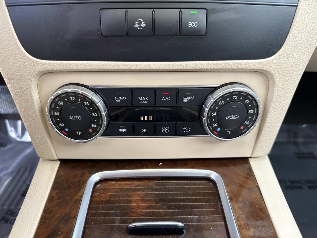 Used 2015 Mercedes-Benz GLK 350 2WD image 29
