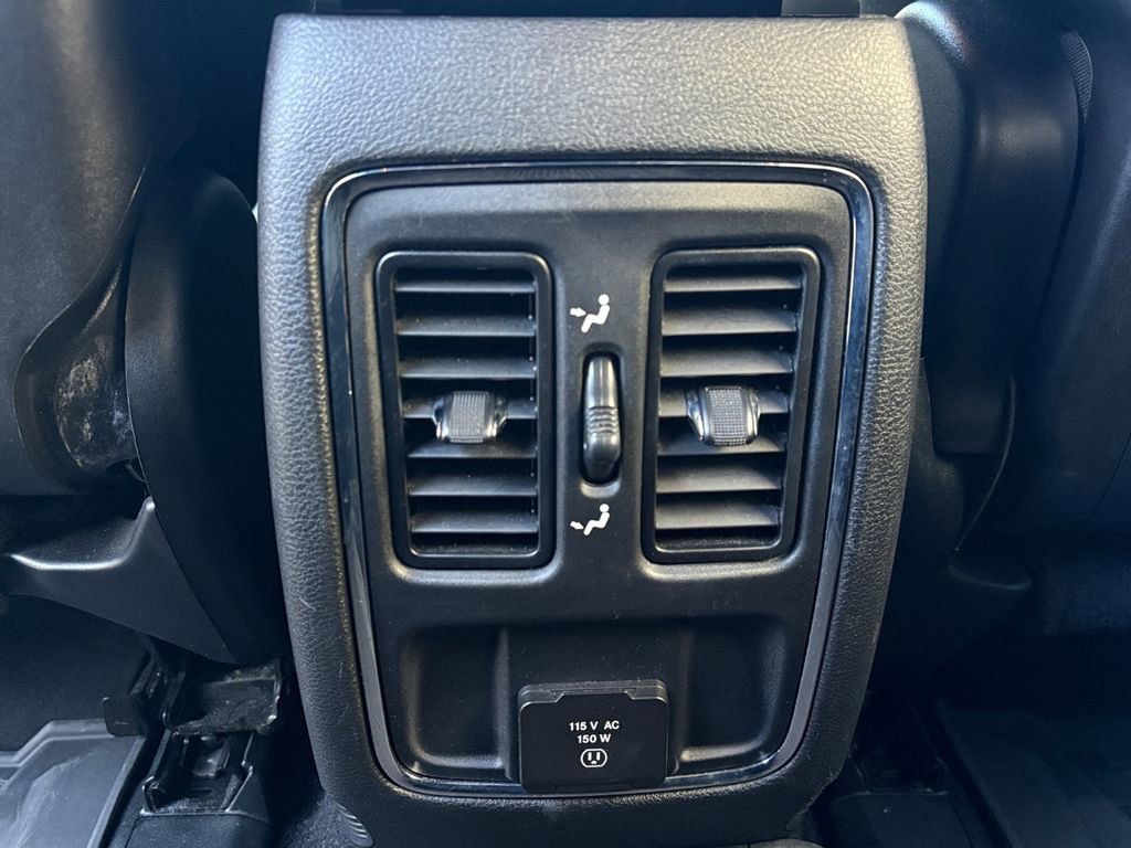 Used 2021 Jeep Grand Cherokee Laredo X image 5