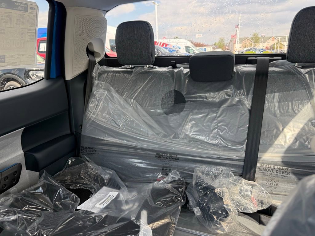 New 2026 Ford Maverick XLT image 25