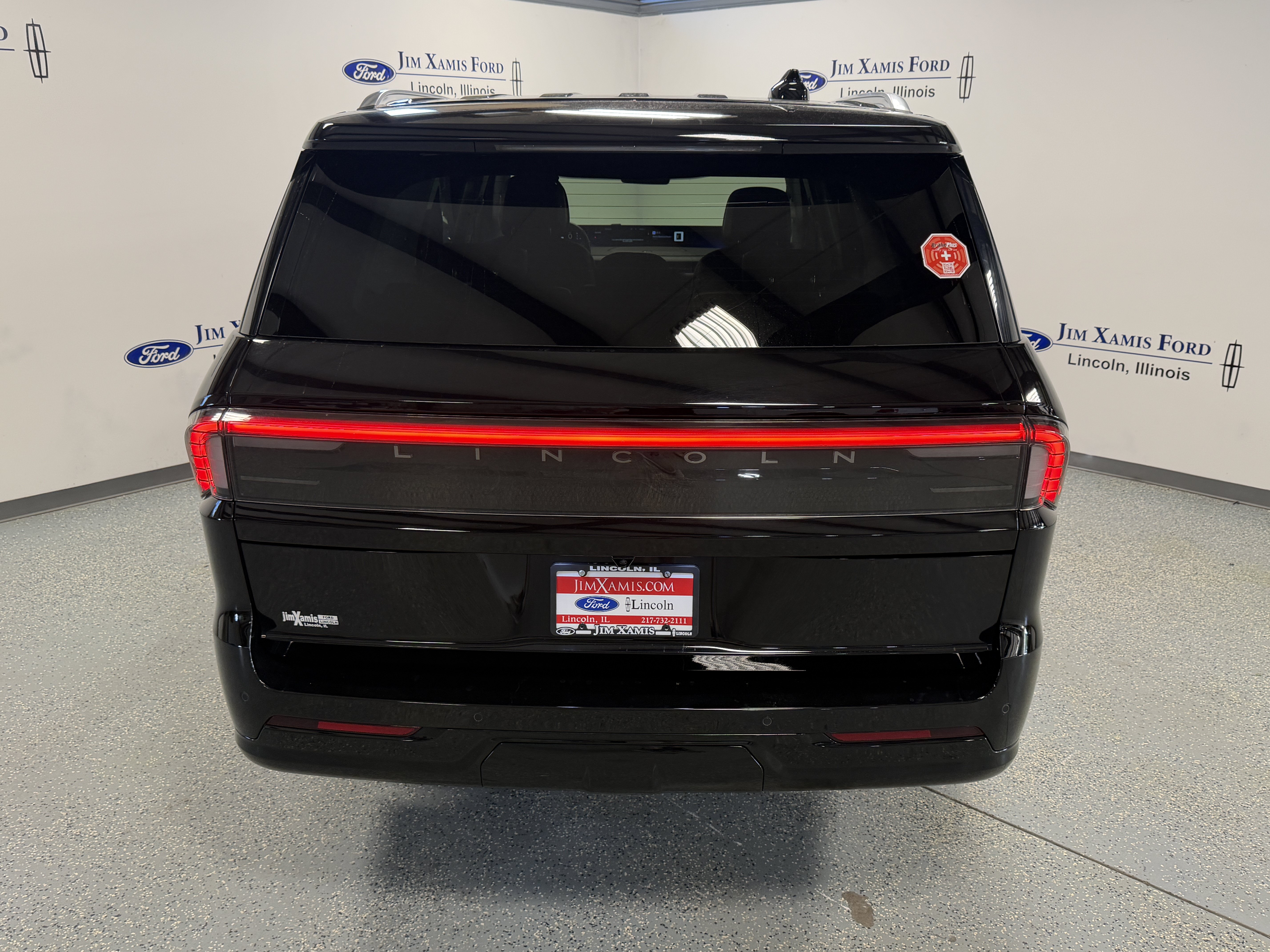 Used 2025 Lincoln Navigator Reserve AWD/4WD image 37
