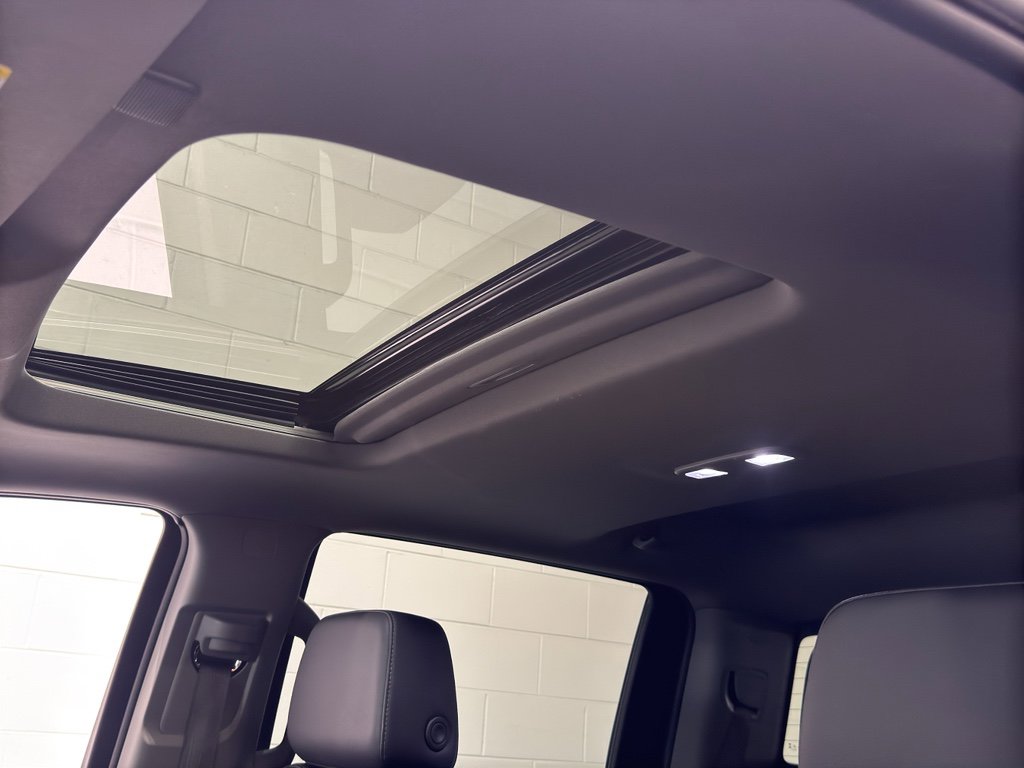 Used 2024 GMC Sierra 1500 Elevation w/ Elevation Premium Package image 41