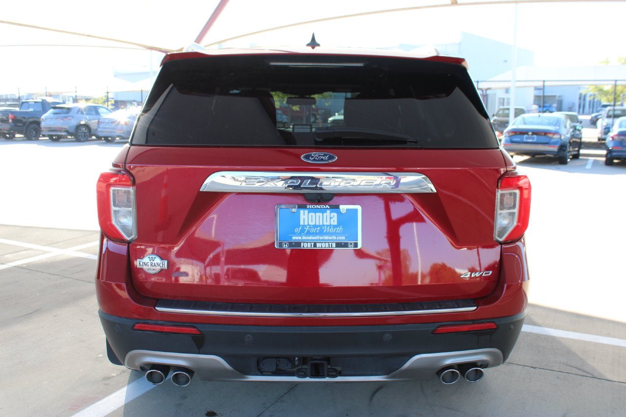 Used 2023 Ford Explorer King Ranch w/ Premium Technology Package AWD/4WD image 4