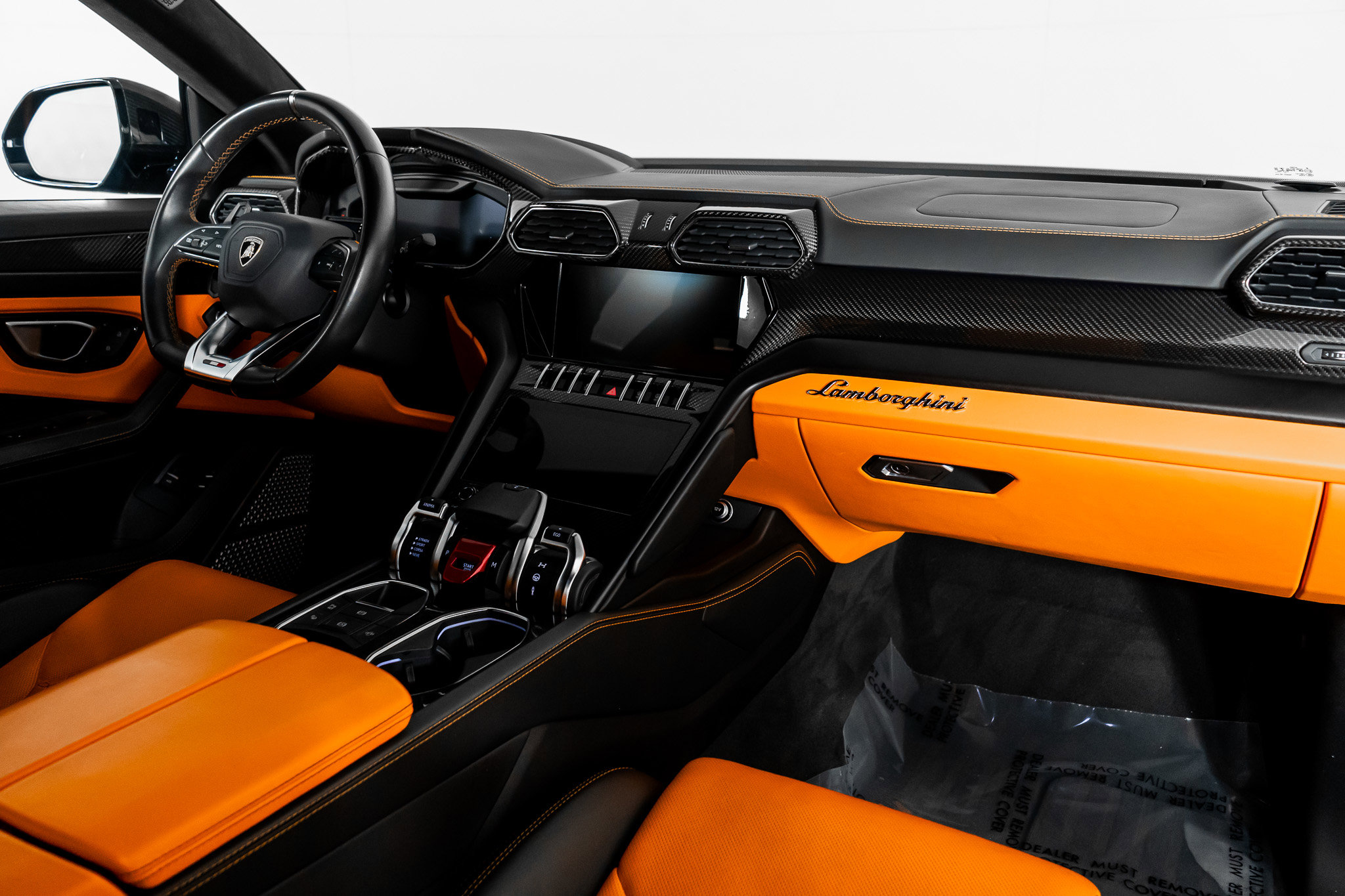 Used 2022 Lamborghini Urus image 57