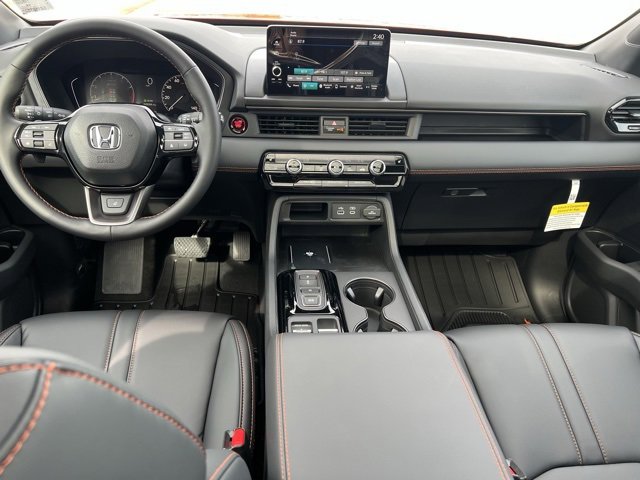 New 2025 Honda Pilot TrailSport image 14