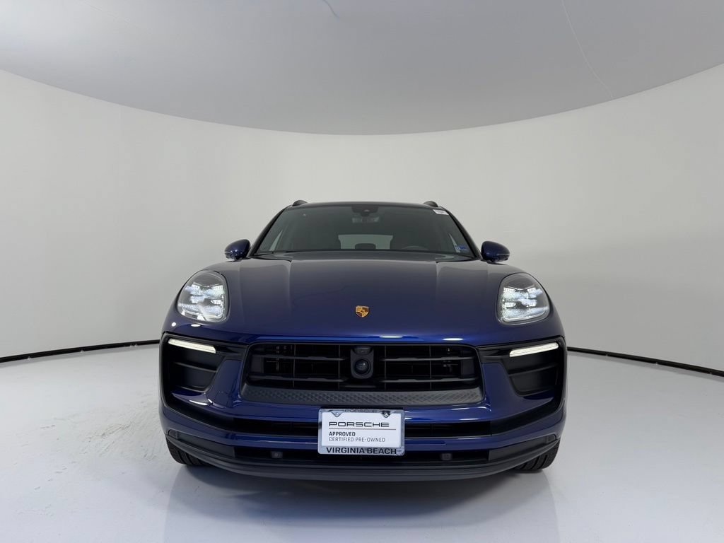 Certified 2026 Porsche Macan AWD/4WD image 10