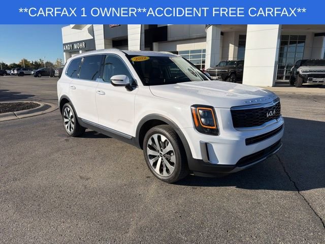 Used 2022 Kia Telluride EX w/ EX Premium Package image 2
