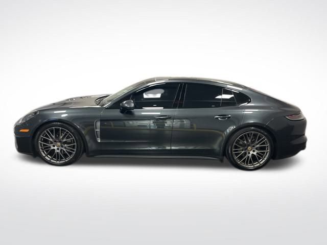 Used 2023 Porsche Panamera image 2