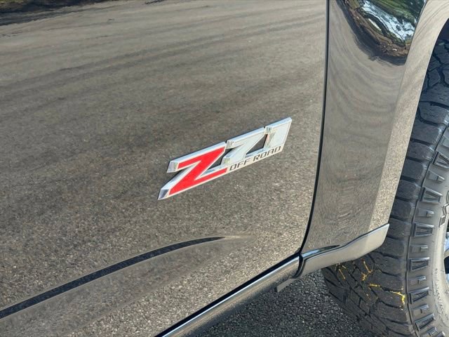 Used 2021 Chevrolet Colorado Z71 w/ Z71 Midnight Edition AWD/4WD image 34