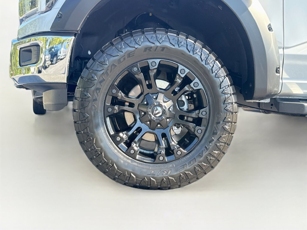 Used 2026 Ford F150 Lariat w/ Equipment Group 502A High AWD/4WD image 37