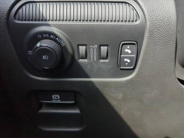 Used 2022 Jeep Wagoneer Series II RWD image 18