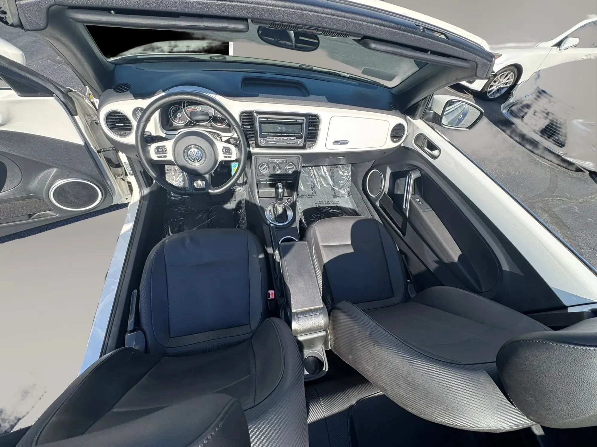 Used 2014 Volkswagen Beetle 2.5 FWD image 14