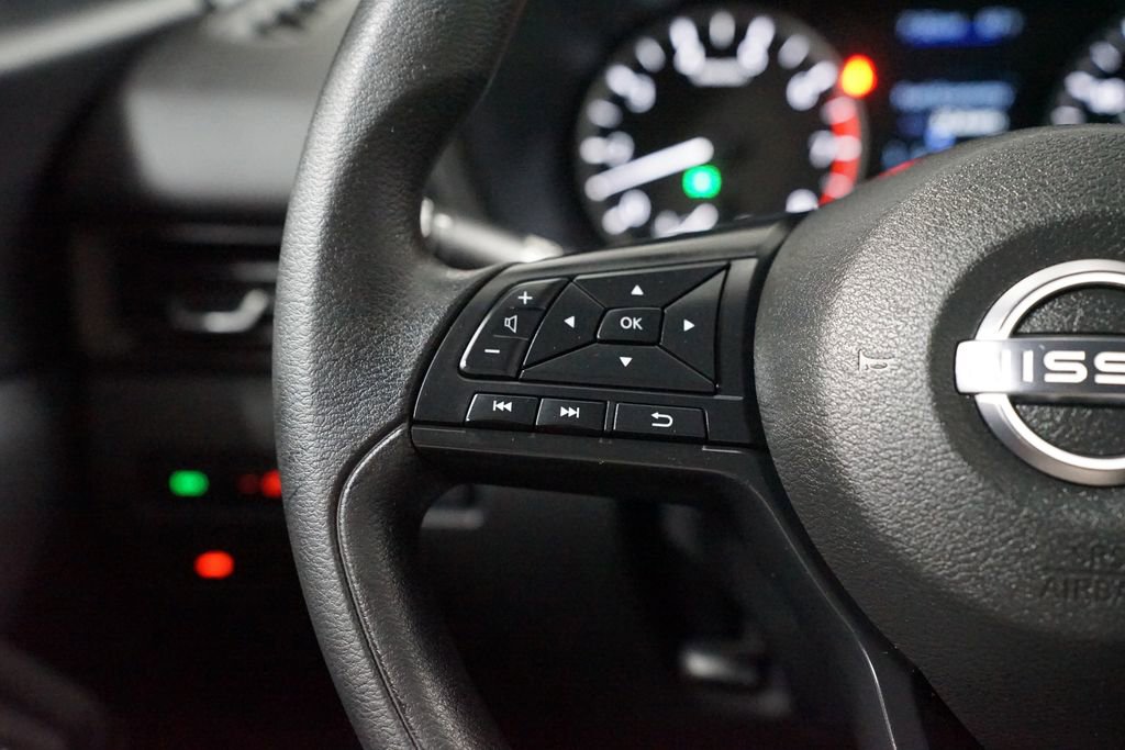Used 2024 Nissan Sentra S FWD image 14