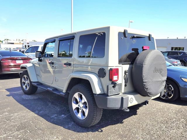 Used 2017 Jeep Wrangler Unlimited Sahara w/ Dual Top Group AWD/4WD image 3
