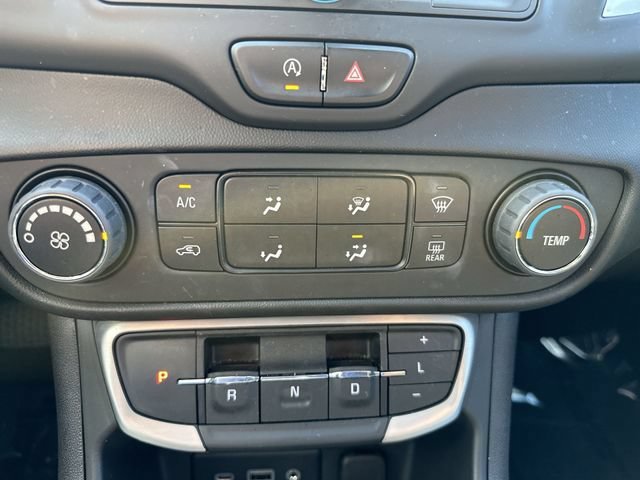 Used 2023 GMC Terrain SLE w/ Elevation Edition FWD image 19