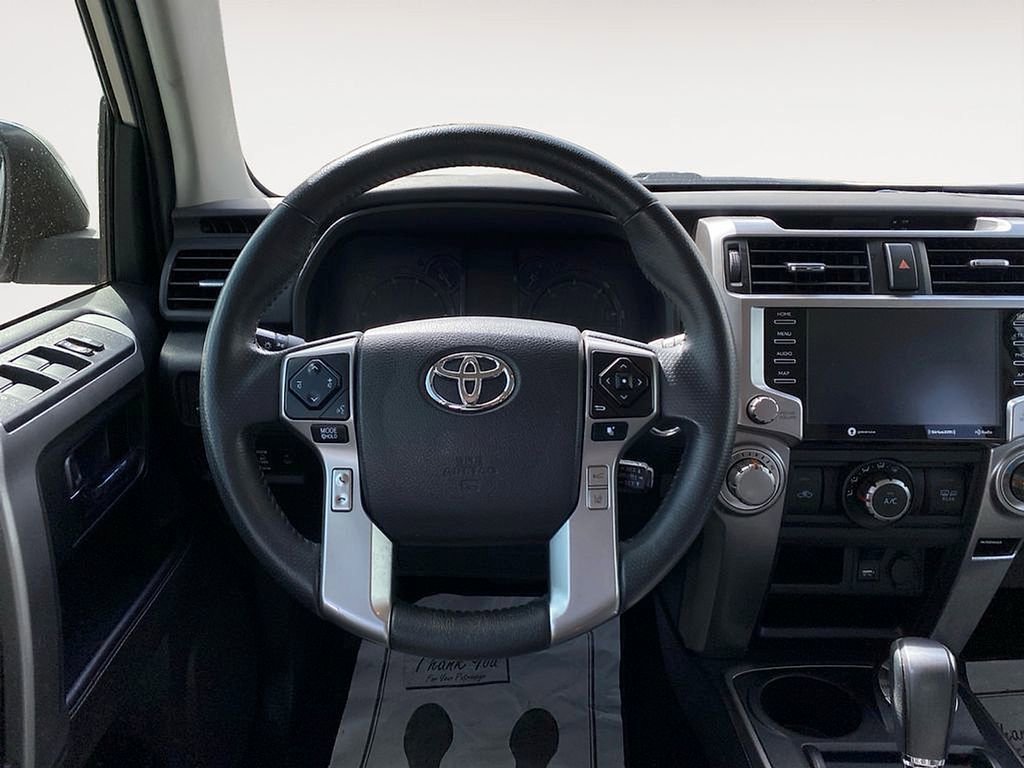 Used 2022 Toyota 4Runner SR5 Premium AWD/4WD image 19