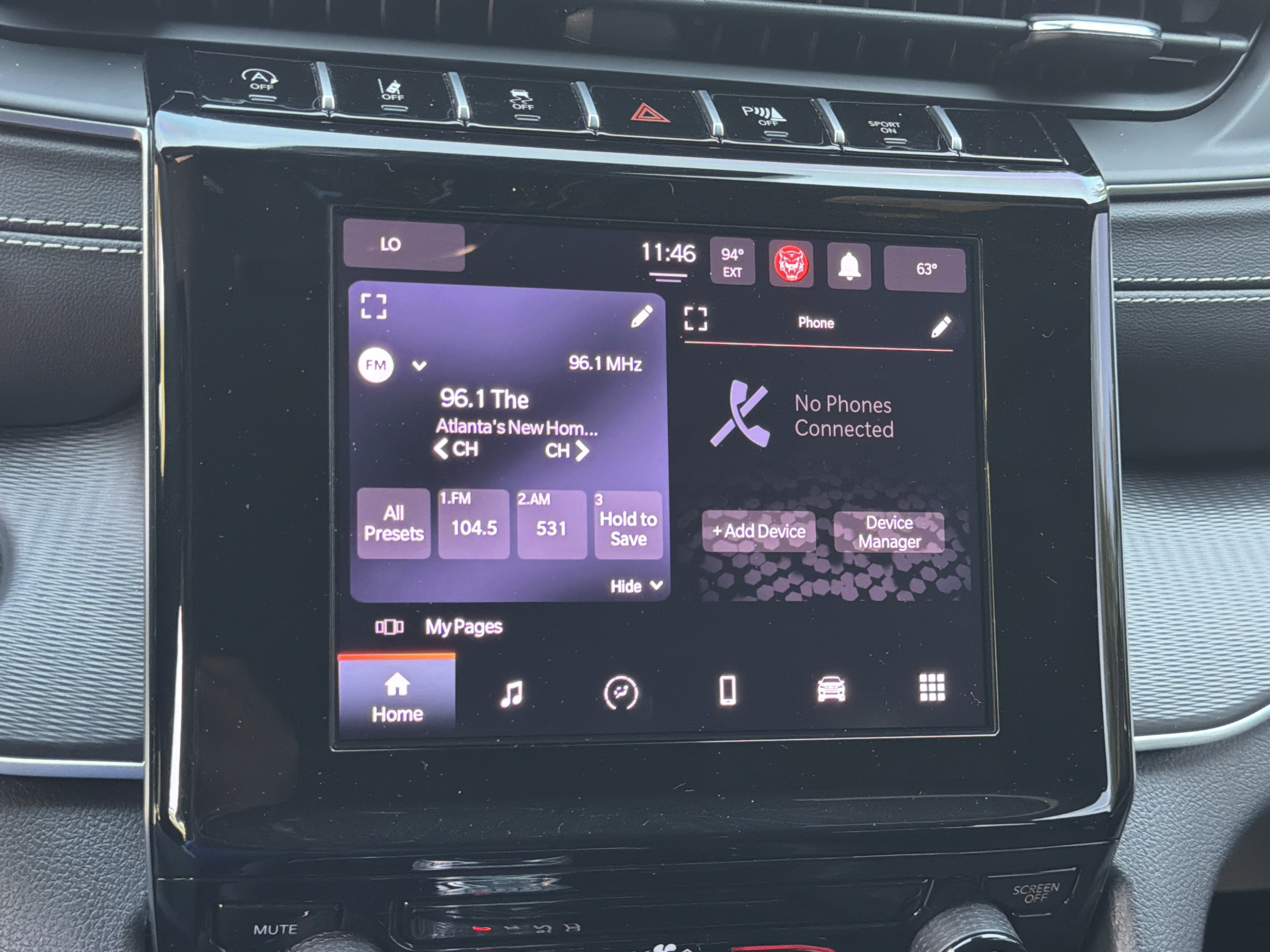 Used 2025 Jeep Grand Cherokee Laredo X RWD image 4