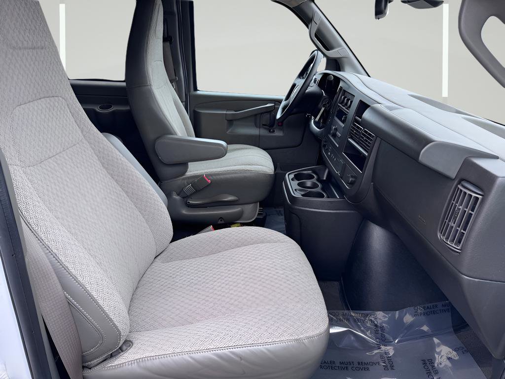 Used 2023 Chevrolet Express 3500 LT w/ LT Preferred Equipment Group image 25