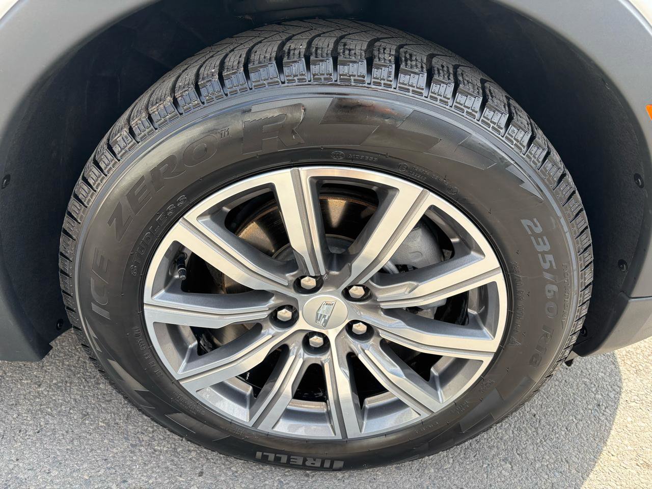 Used 2022 Cadillac XT4 Sport image 10