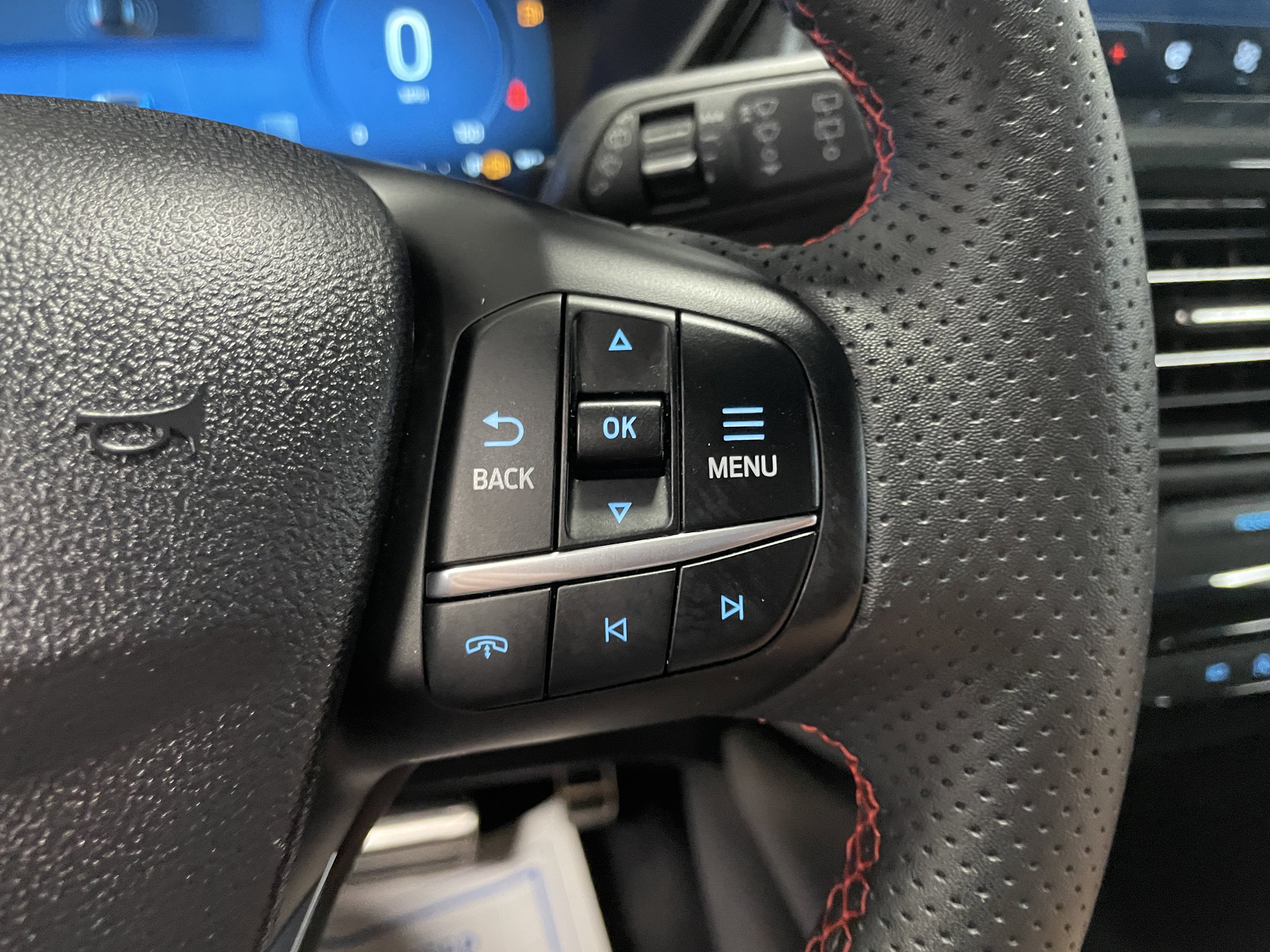 Used 2023 Ford Escape ST-Line Select w/ Tech Pack #2 image 16