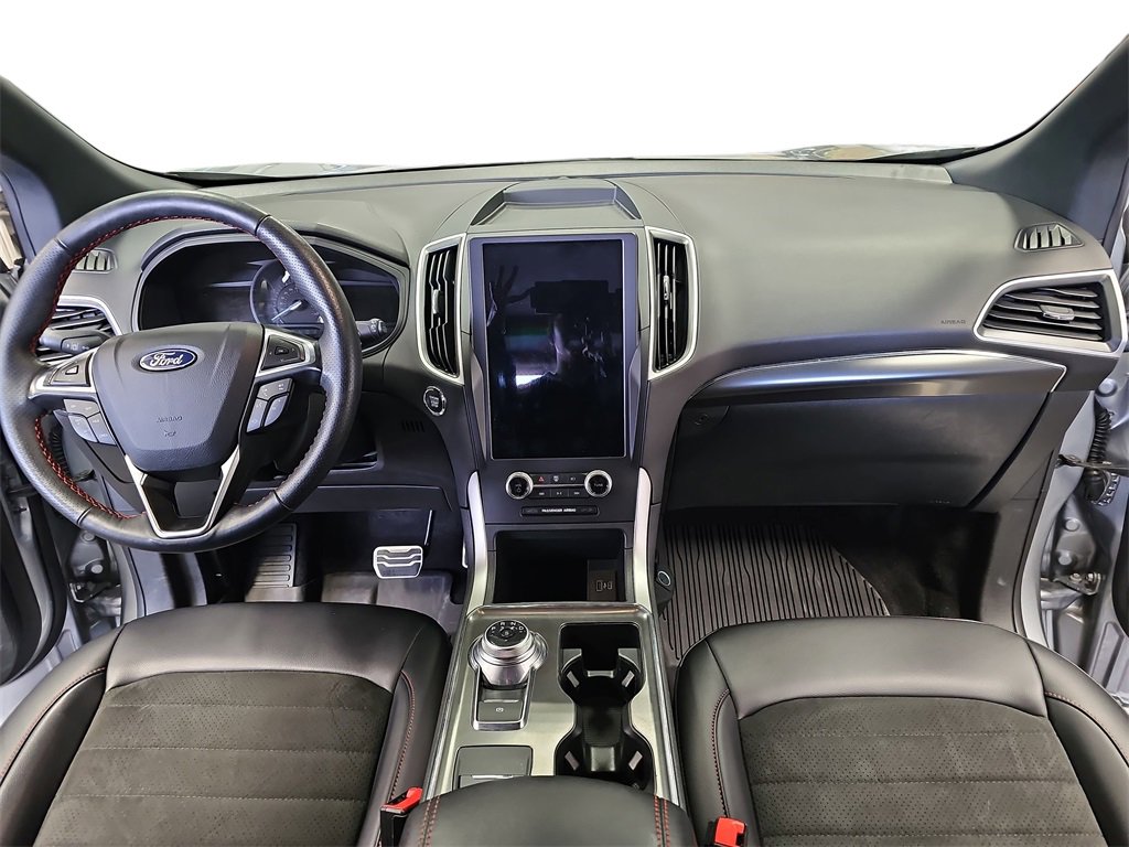 Used 2024 Ford Edge ST-Line image 9