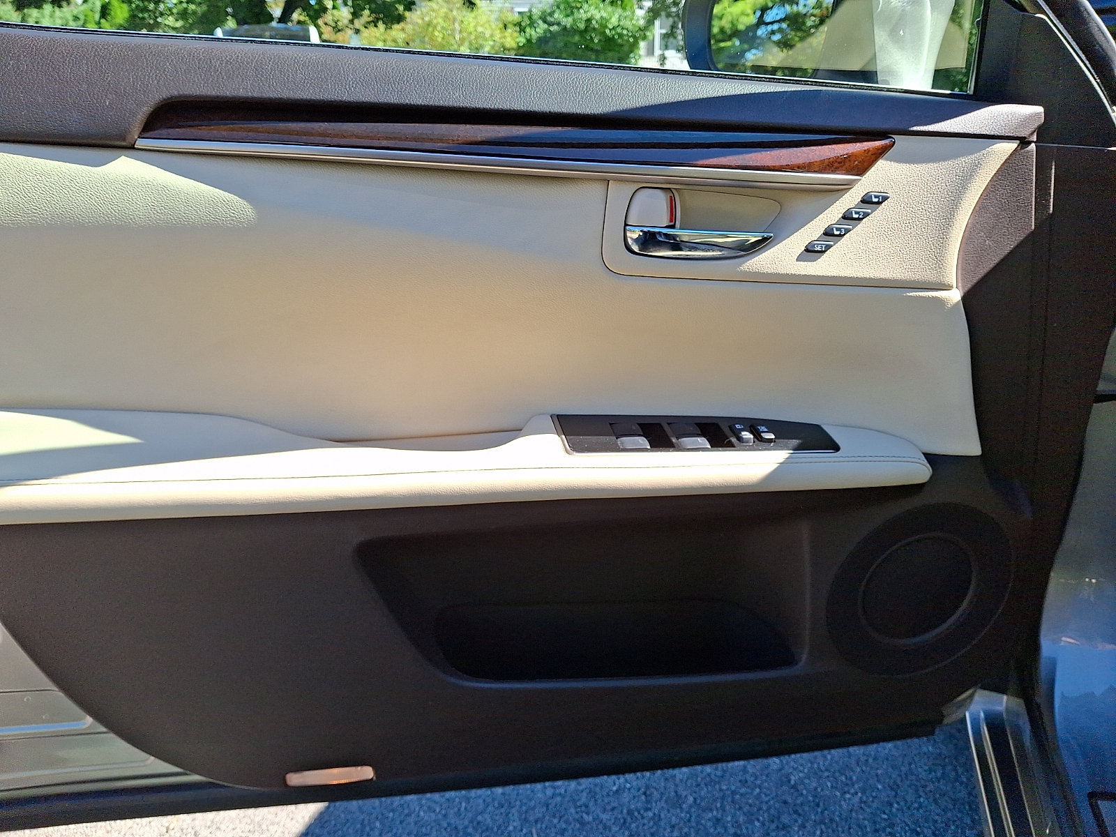 Used 2018 Lexus ES 350 w/ Navigation System Package FWD image 13