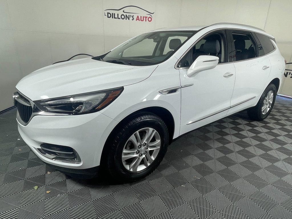 Used 2019 Buick Enclave Essence image 2