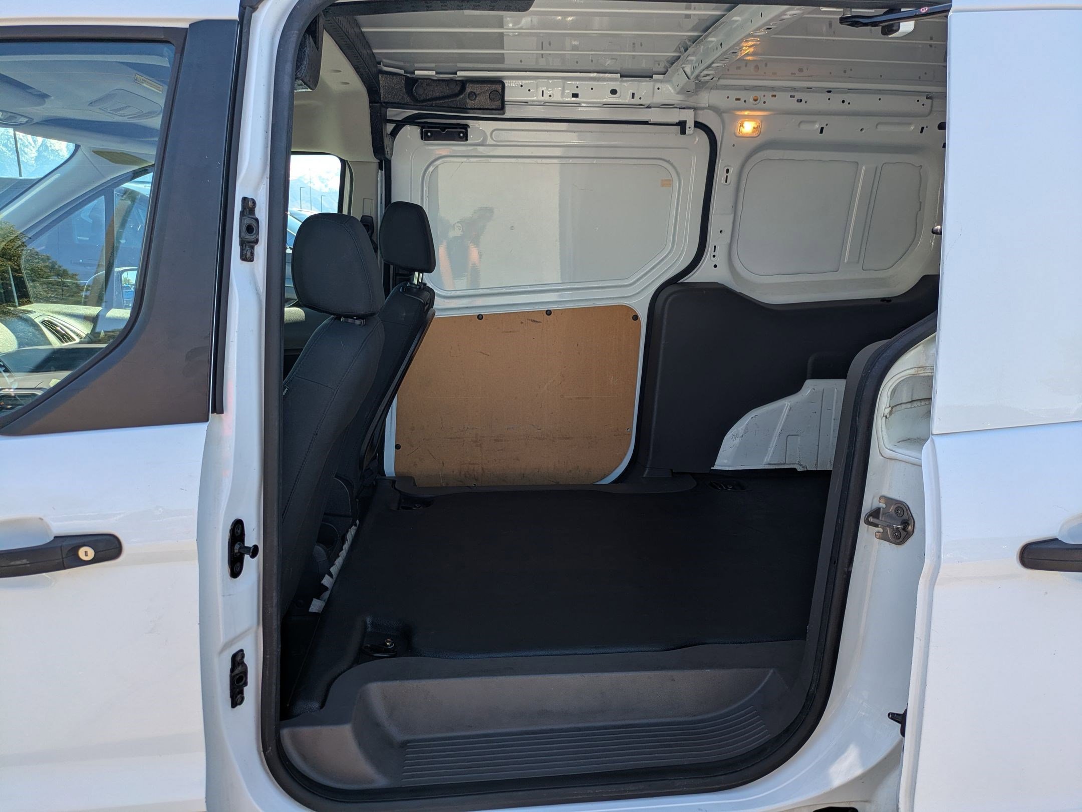 Used 2019 Ford Transit Connect XL FWD image 27