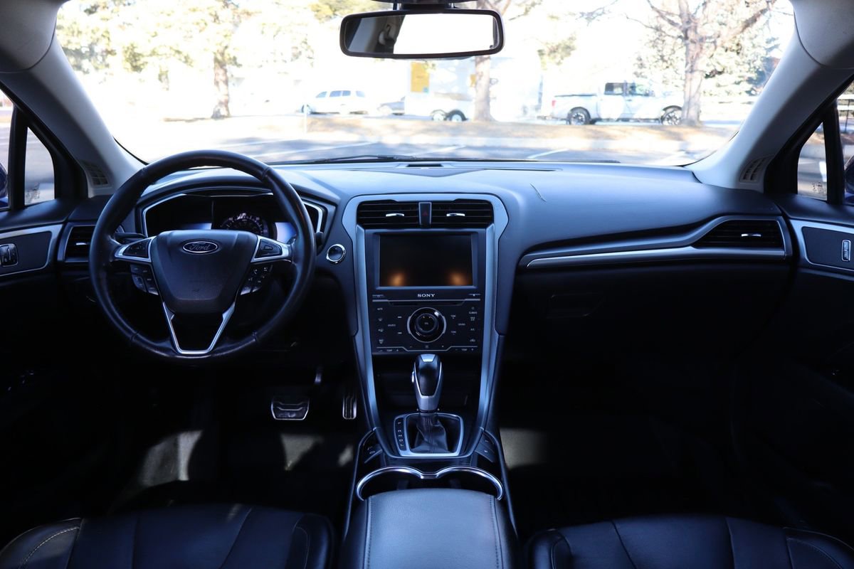 Used 2014 Ford Fusion Energi Titanium w/ Driver Assist Package image 16