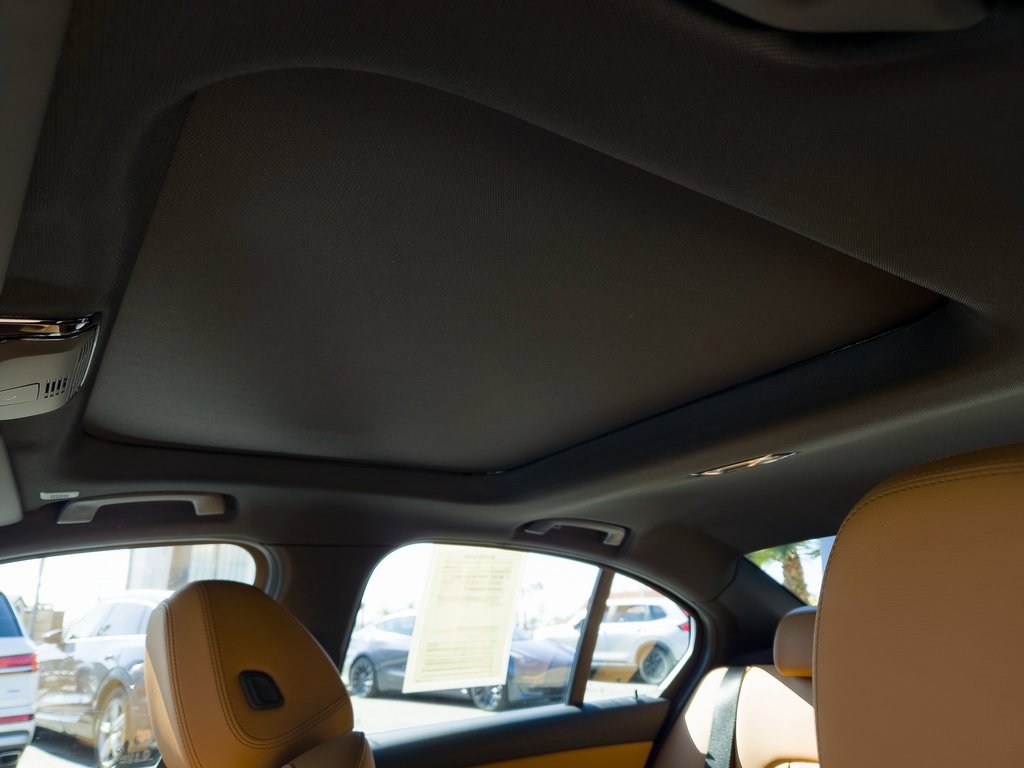 Used 2025 BMW 330i Sedan w/ Parking Assistance Package image 20