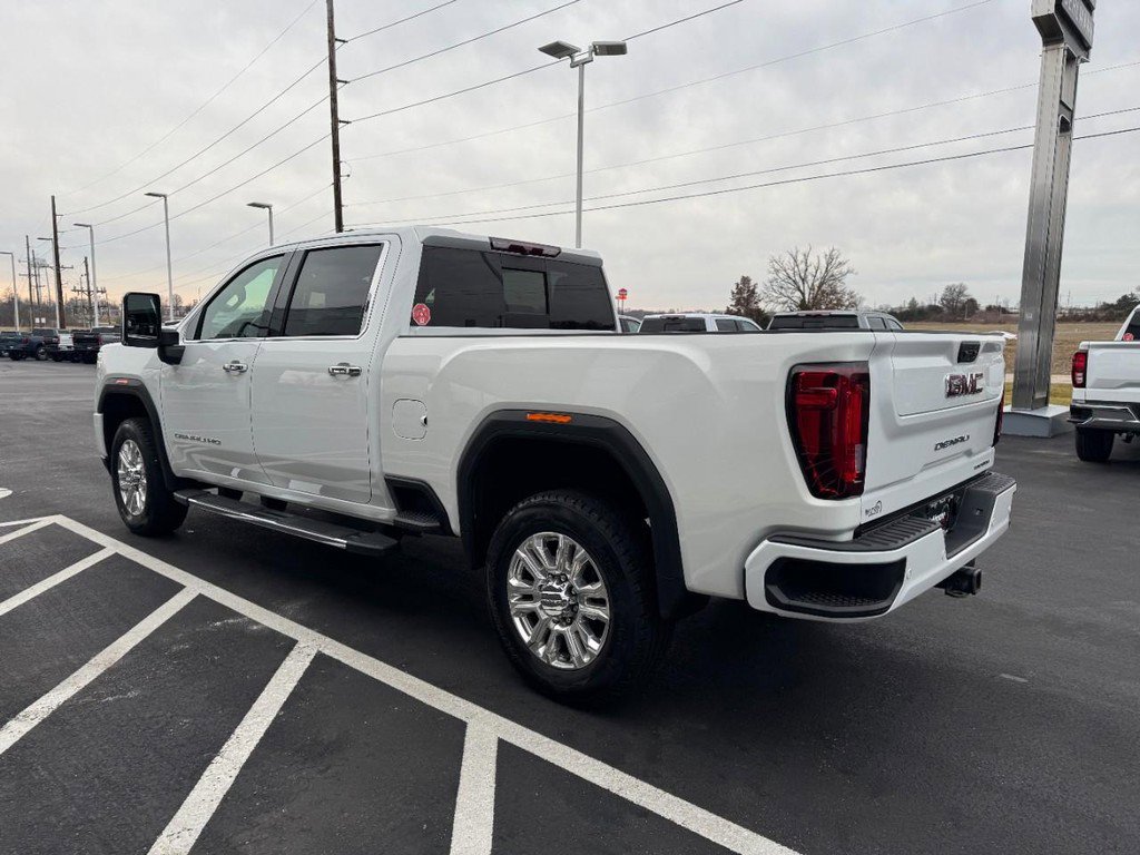 Used 2021 GMC Sierra 2500 Denali image 8