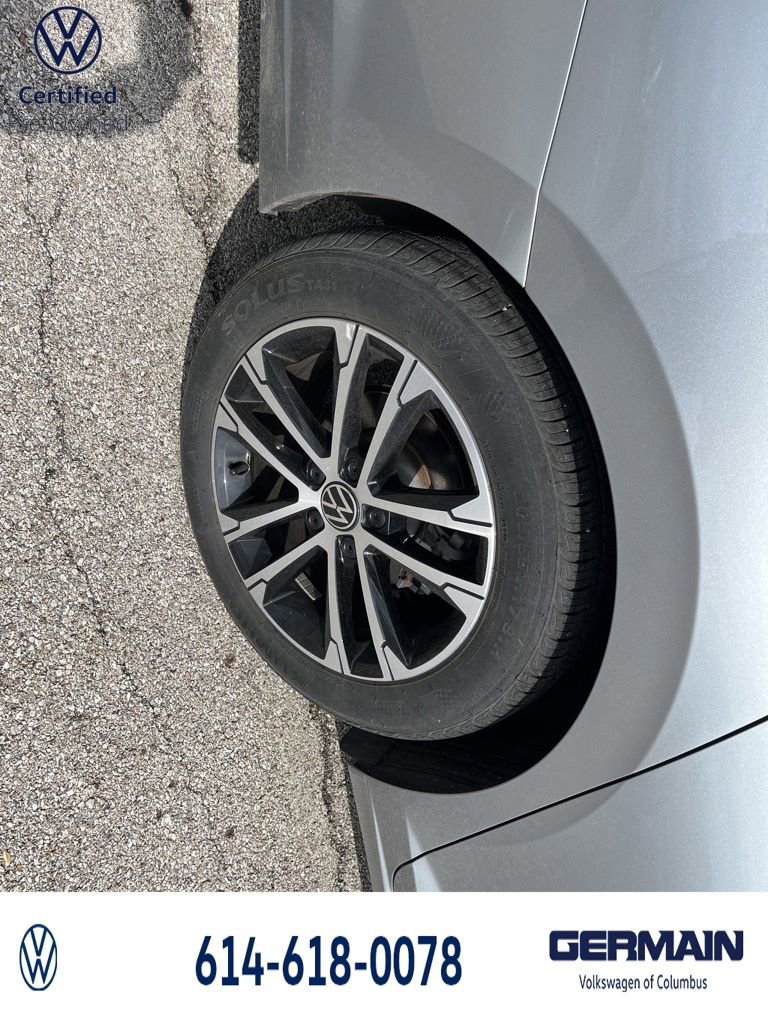 Used 2025 Volkswagen Jetta Sport image 15