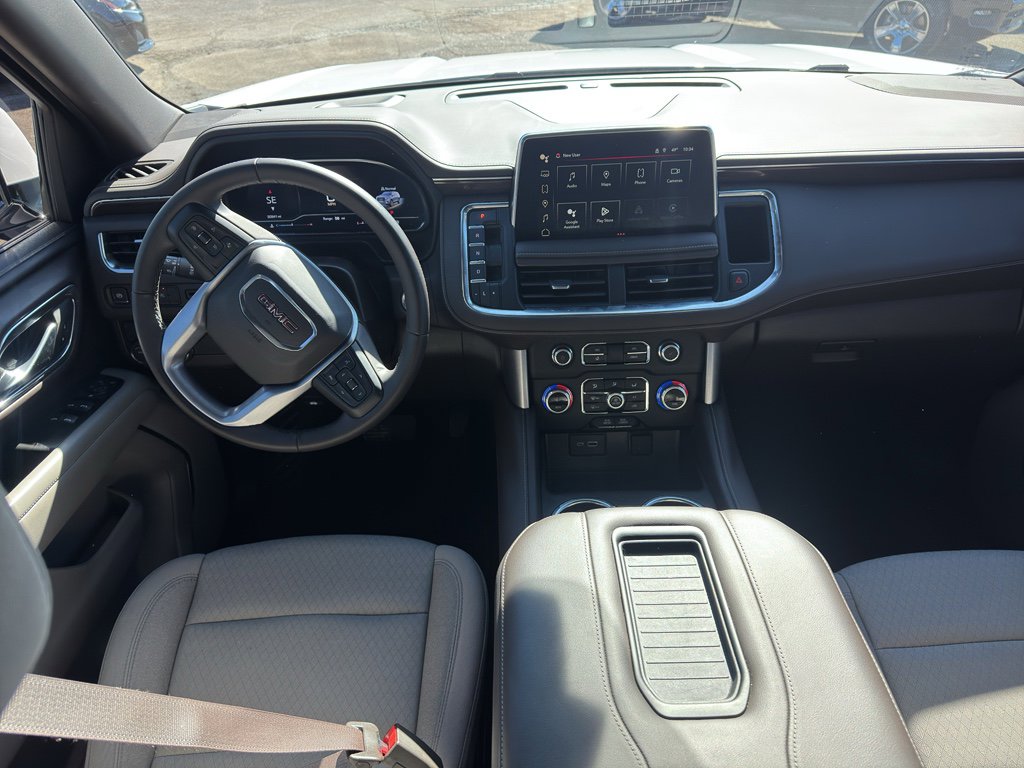 Used 2024 GMC Yukon SLE w/ Gmc Pro Safety Plus Package image 11