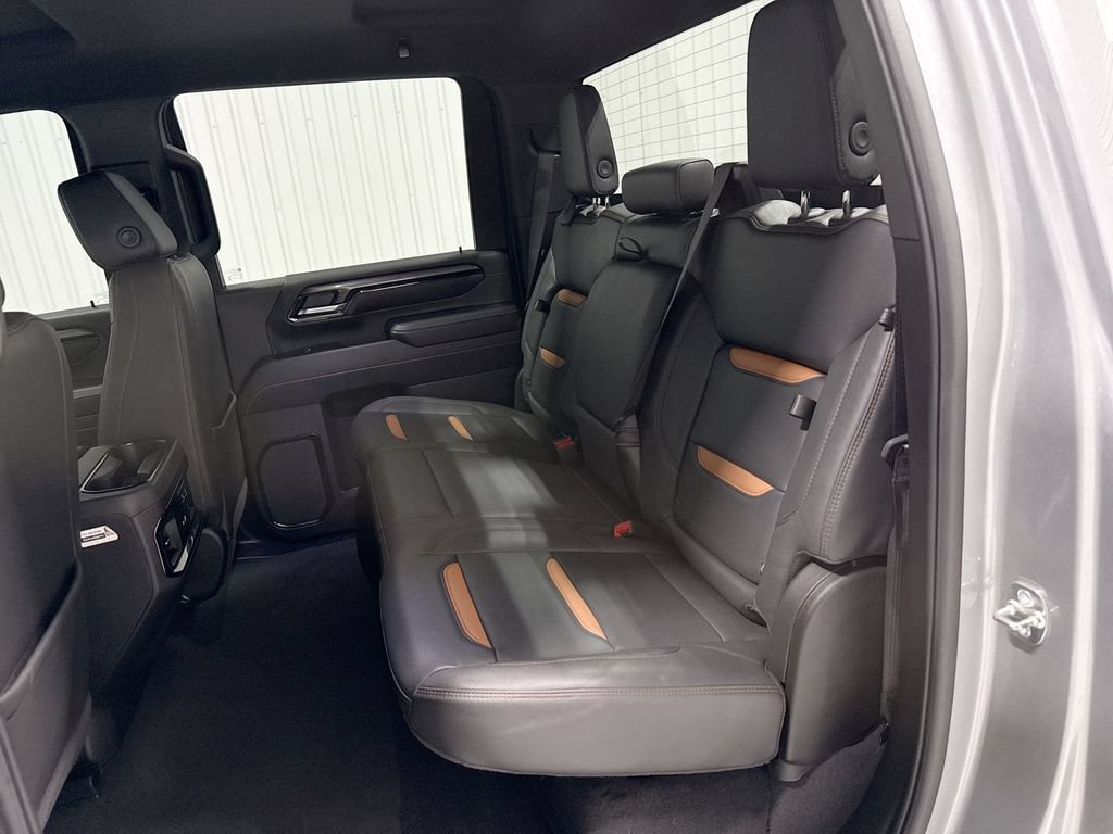 Used 2025 GMC Sierra 2500 AT4 AWD/4WD image 26