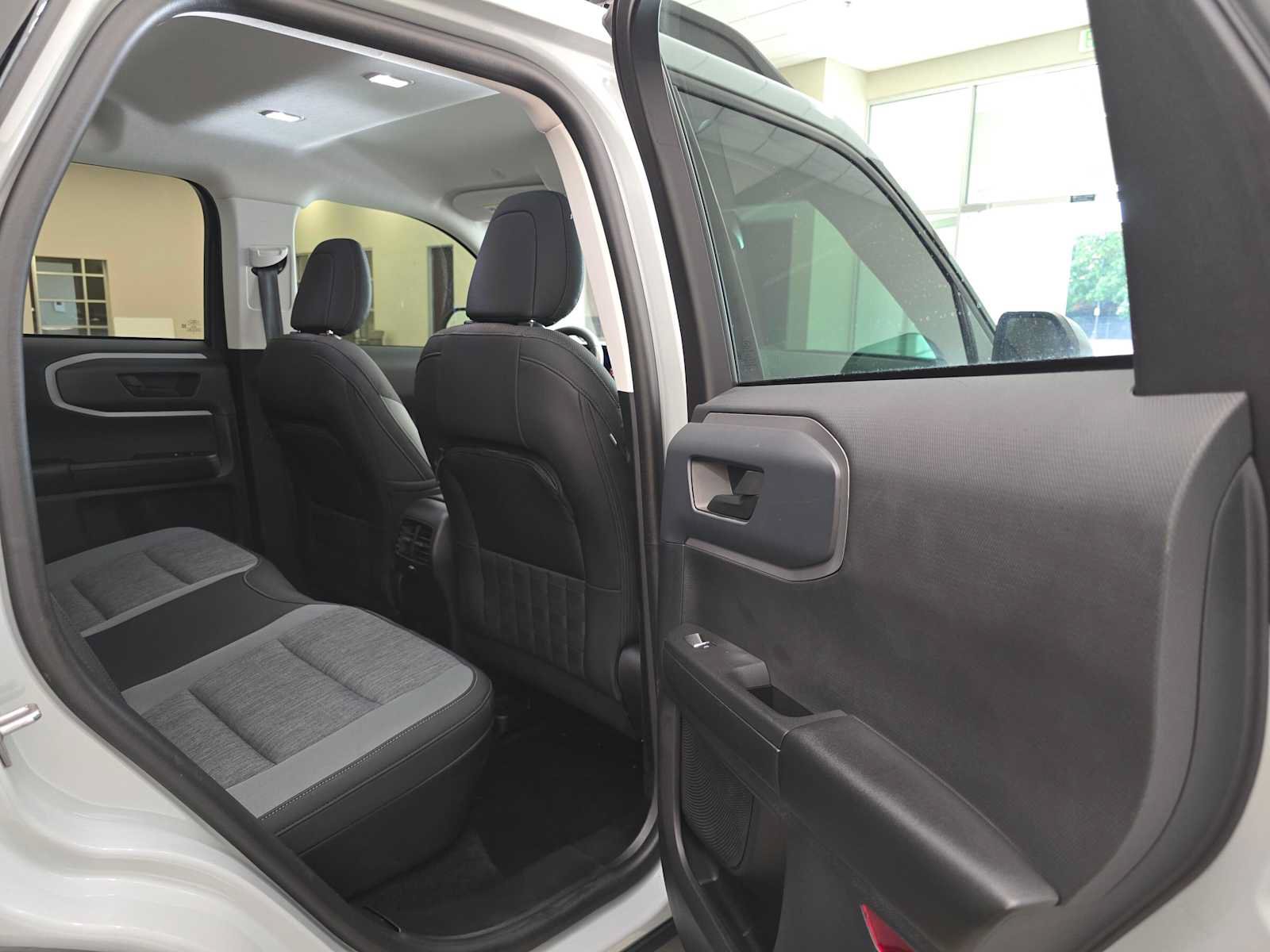 Used 2021 Ford Bronco Sport Big Bend w/ Big Bend Package (96B) AWD/4WD image 26