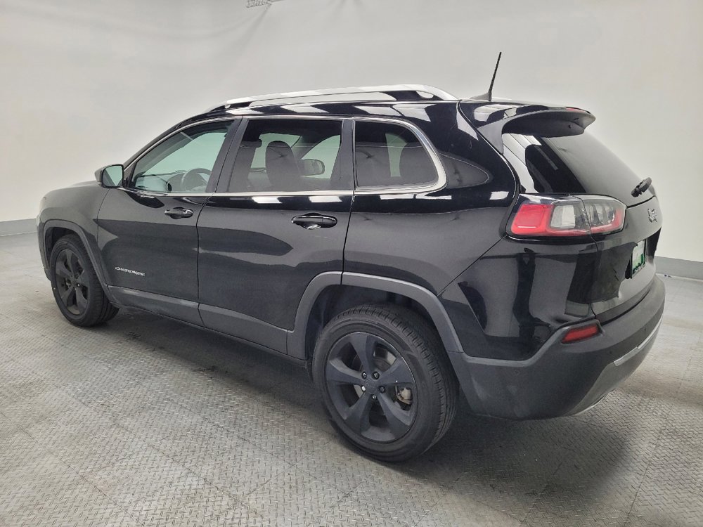 Used 2019 Jeep Cherokee Limited w/ Luxury Group FWD image 3