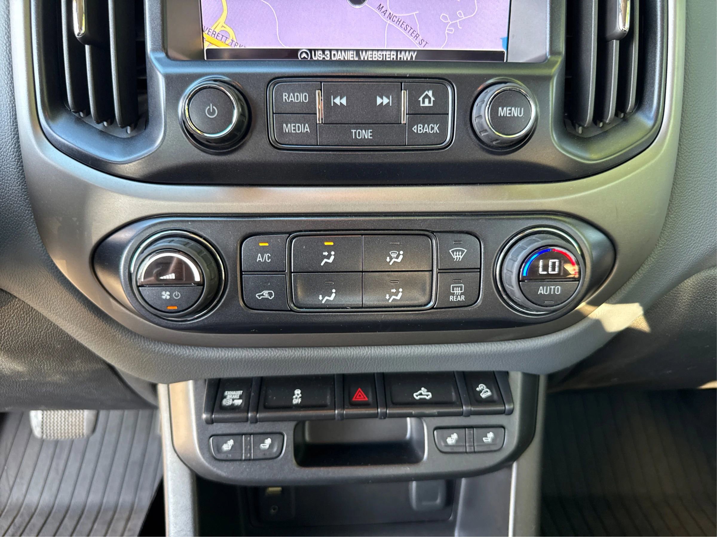 Used 2016 Chevrolet Colorado Z71 image 26