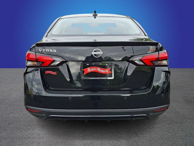 Used 2024 Nissan Versa SR FWD image 5