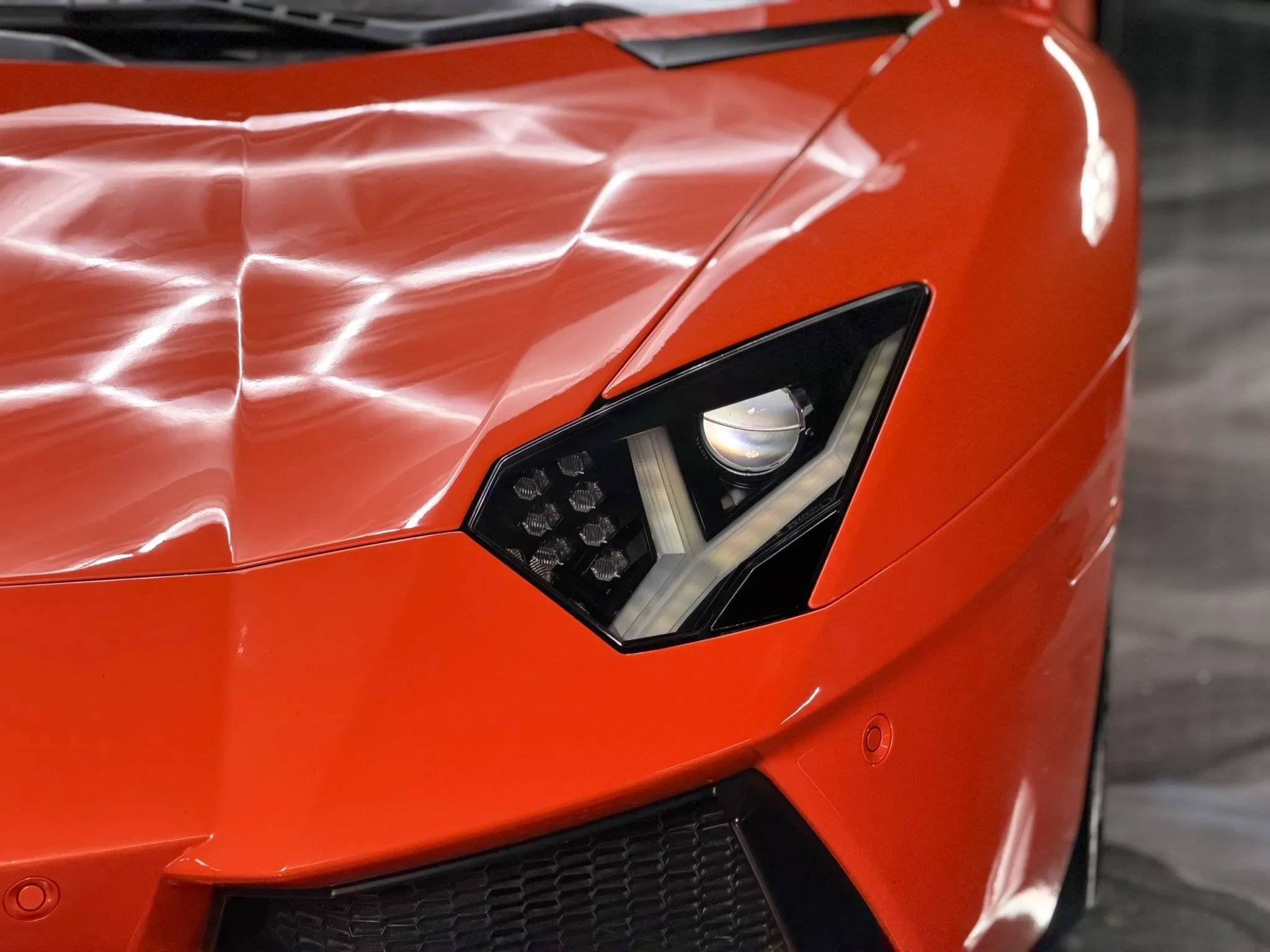 Used 2012 Lamborghini Aventador LP 700-4 AWD/4WD image 8