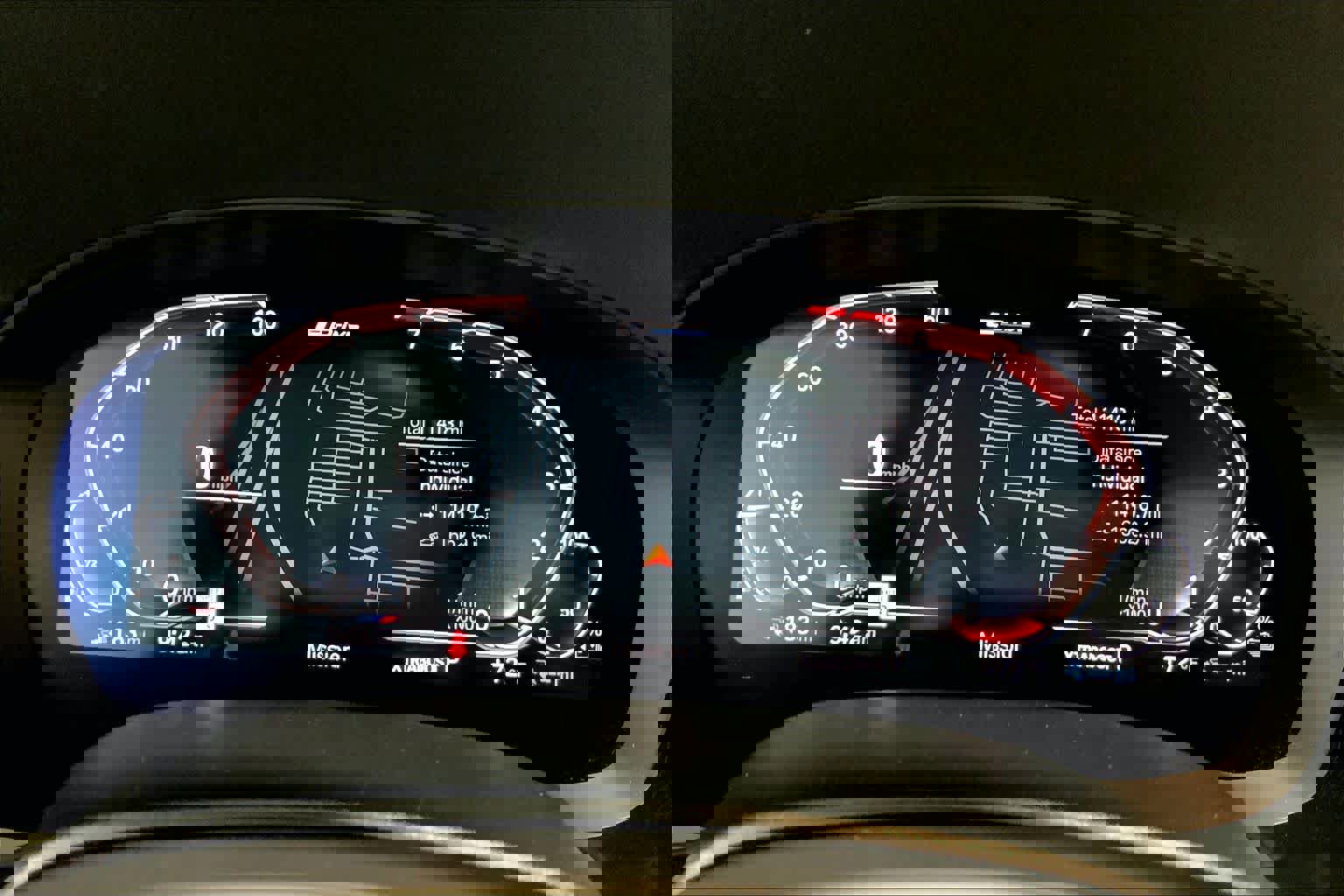 Used 2023 BMW 530e xDrive w/ Premium Package AWD/4WD image 25