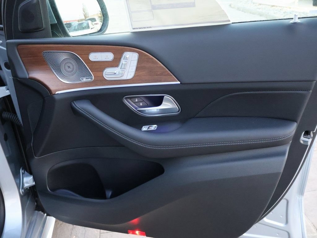 New 2025 Mercedes-Benz GLS 450 4MATIC image 13