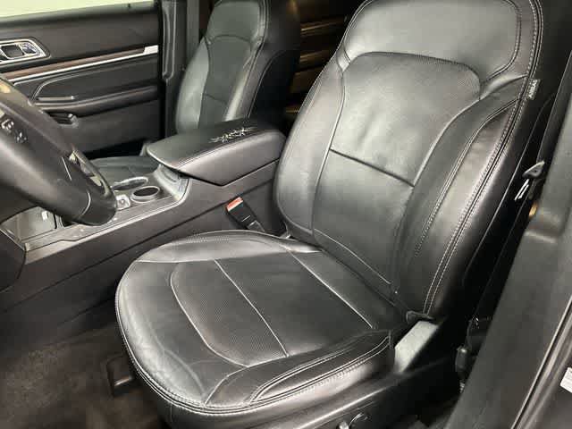 Used 2017 Ford Explorer Limited image 10