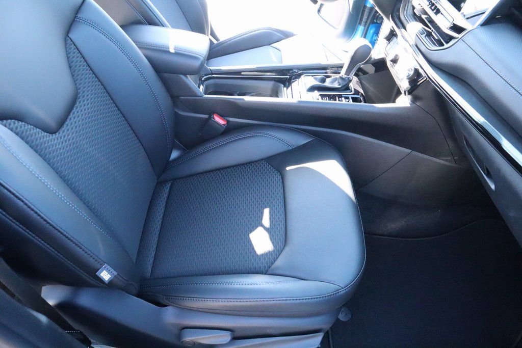 New 2026 Jeep Compass Latitude image 13