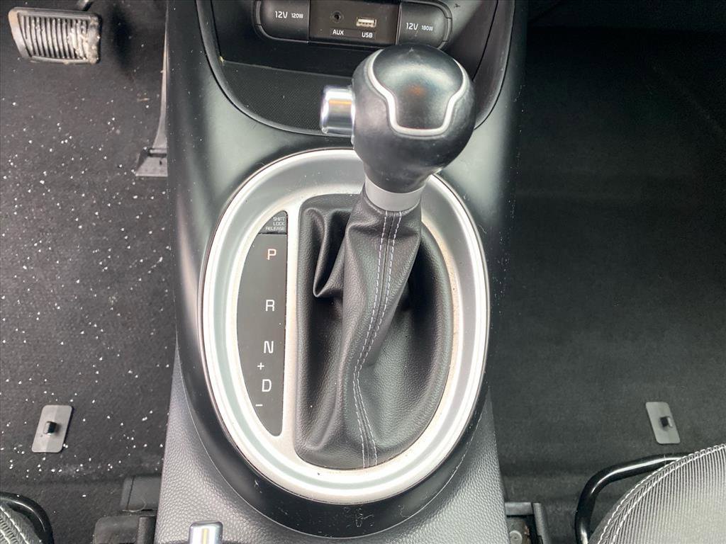 Used 2019 Kia Soul + image 8