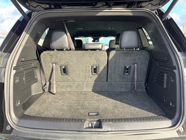 Used 2024 GMC Acadia Elevation image 39