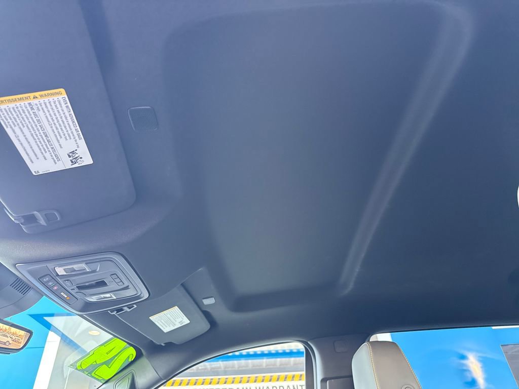 Used 2024 Chevrolet Silverado 1500 ZR2 w/ Technology Package image 27