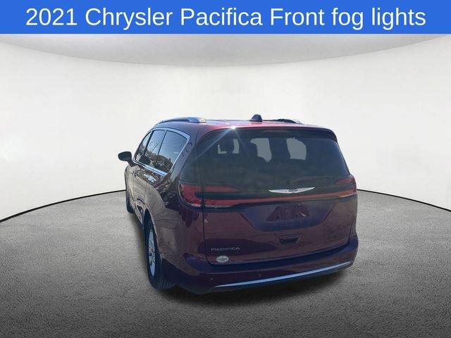 Used 2021 Chrysler Pacifica Touring-L FWD image 28