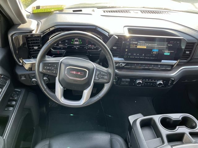 Used 2025 GMC Sierra 1500 SLT AWD/4WD image 12