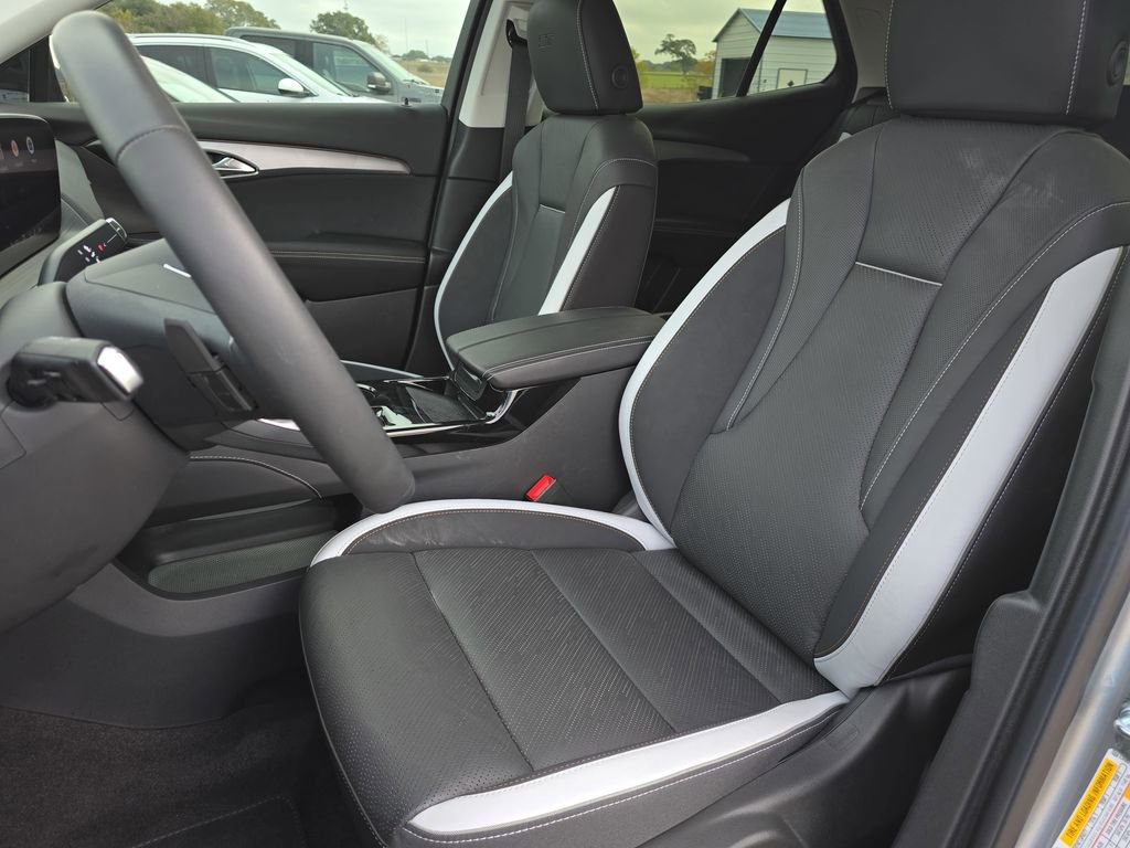 New 2025 Buick Envision Sport Touring image 15