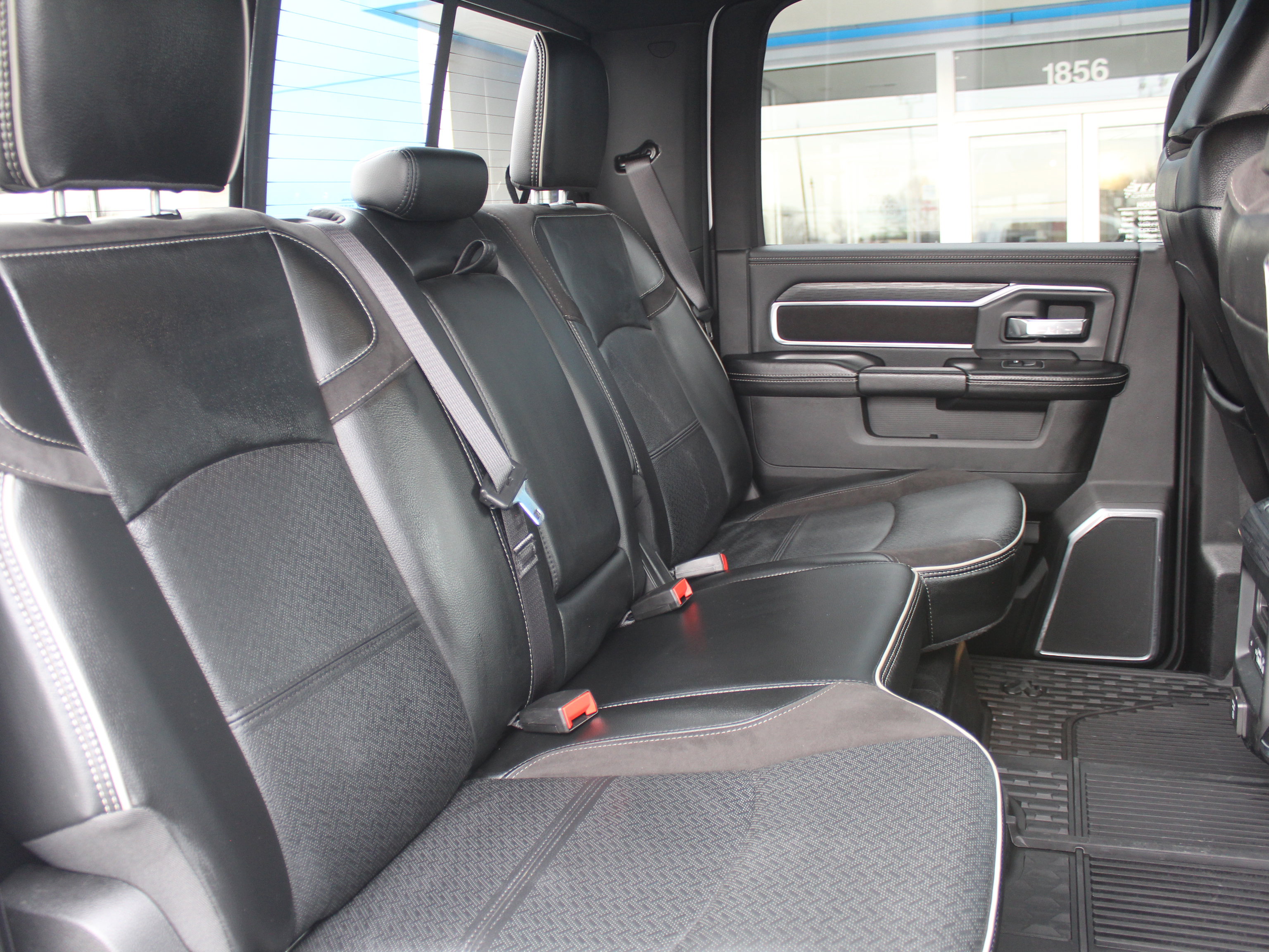 Used 2024 RAM 3500 Laramie w/ Night Edition AWD/4WD image 27