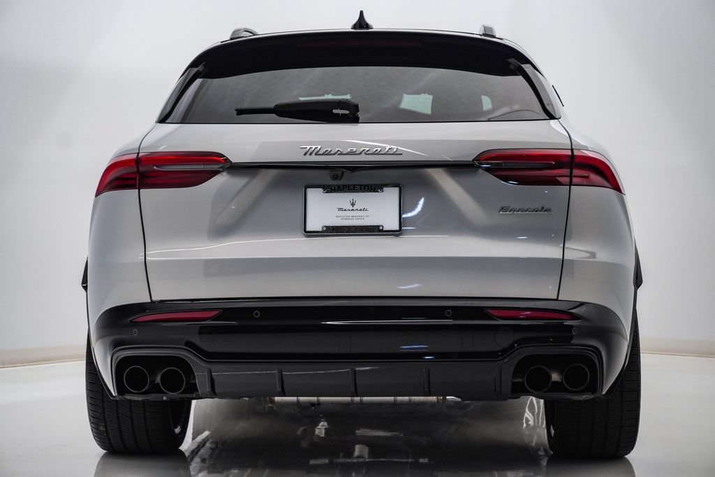 Certified 2025 Maserati Grecale Modena AWD/4WD image 8